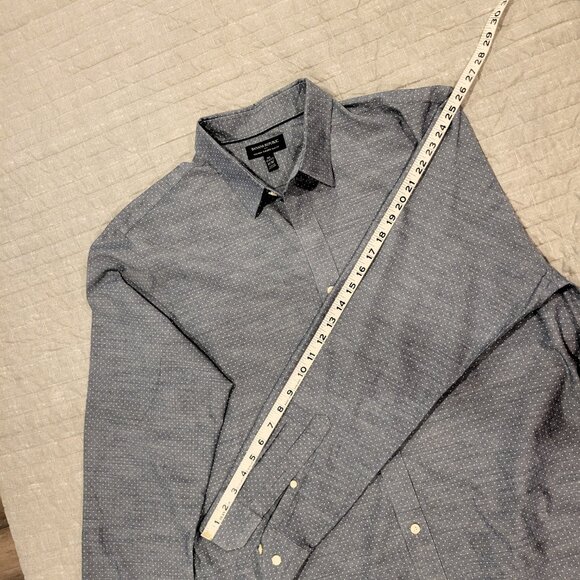BANANA REPUBLIC SLIM WRINKLE-RESISTANT DRESS SHIRT - Picture 4 of 8
